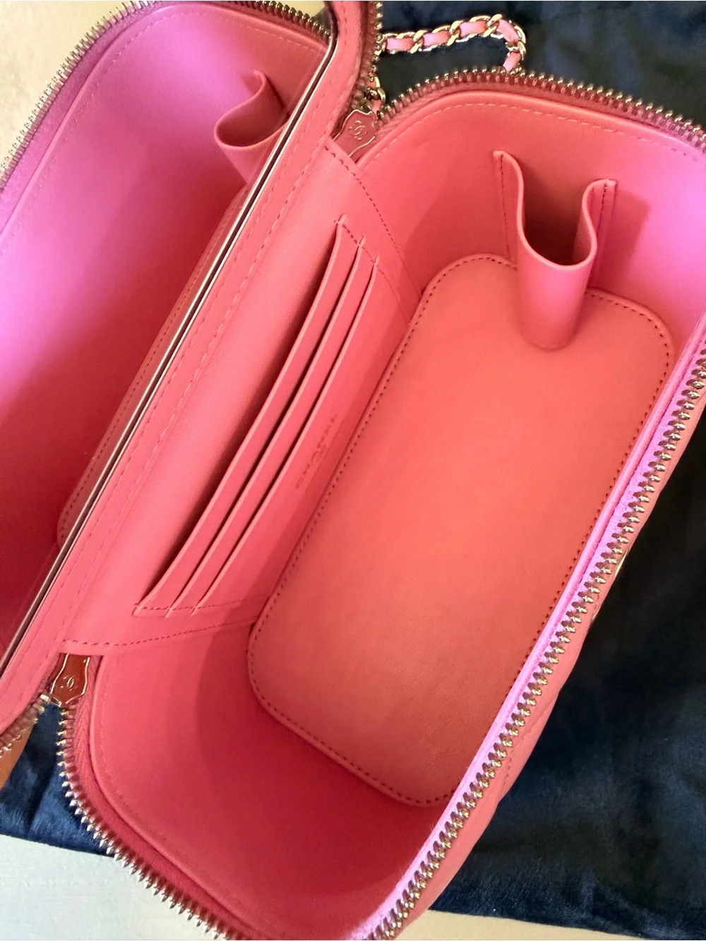 Chanel 22S/22P Pink Quilted Lambskin Vanity on Chain | Microchipped & Authentic - Picture 12 of 12